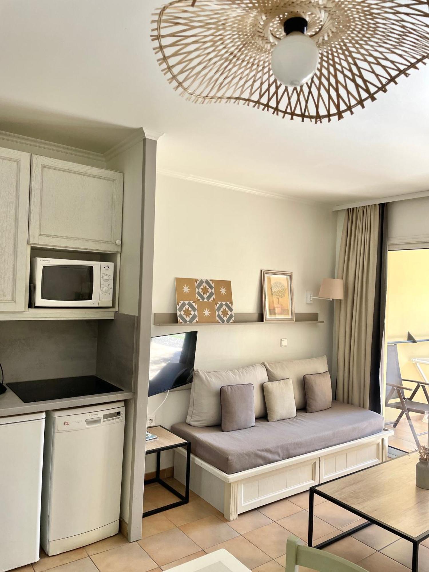 Studio 4 Personnes Golf International Pont Royal Mallemort Eksteriør bilde
